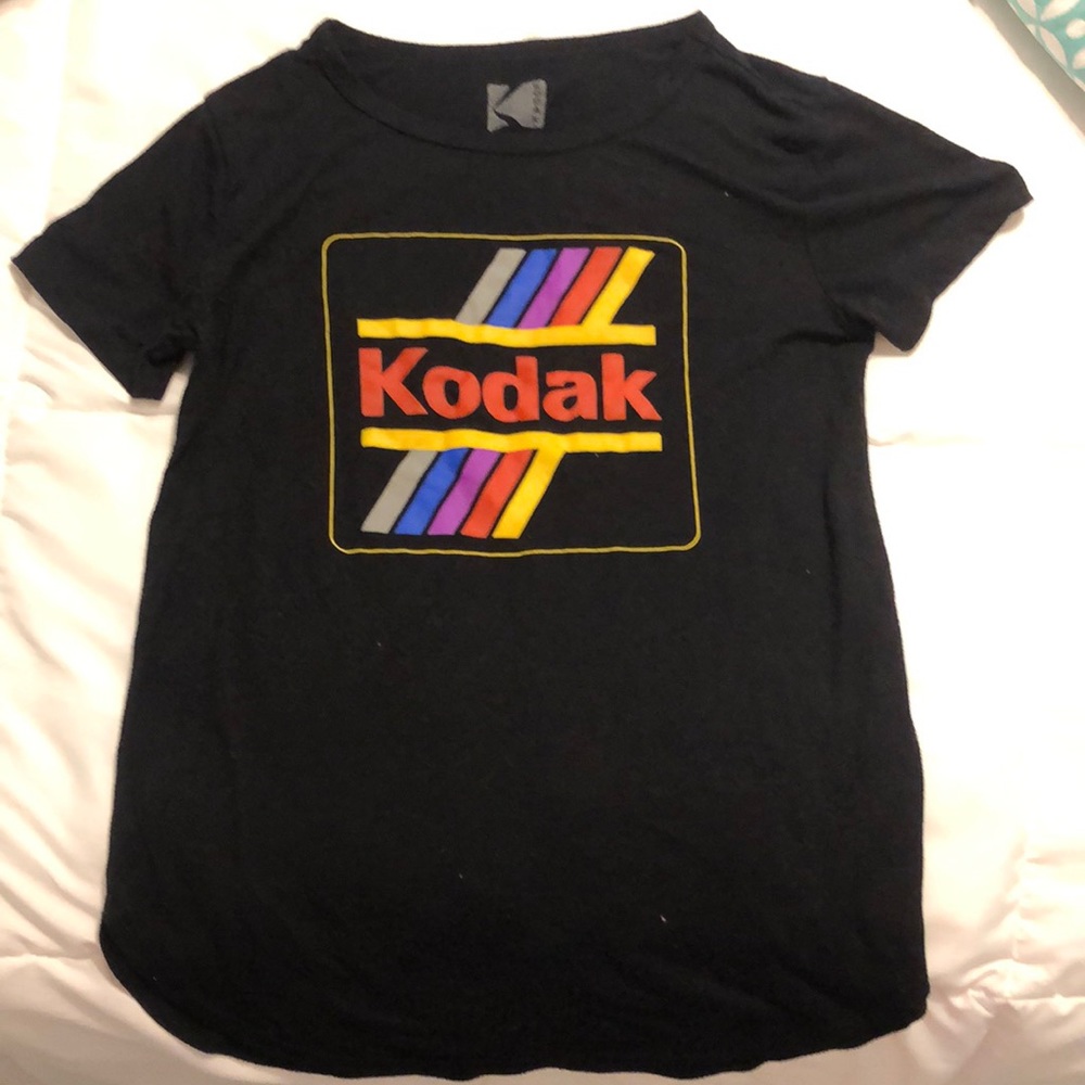 Black simple Kodak tee shirt